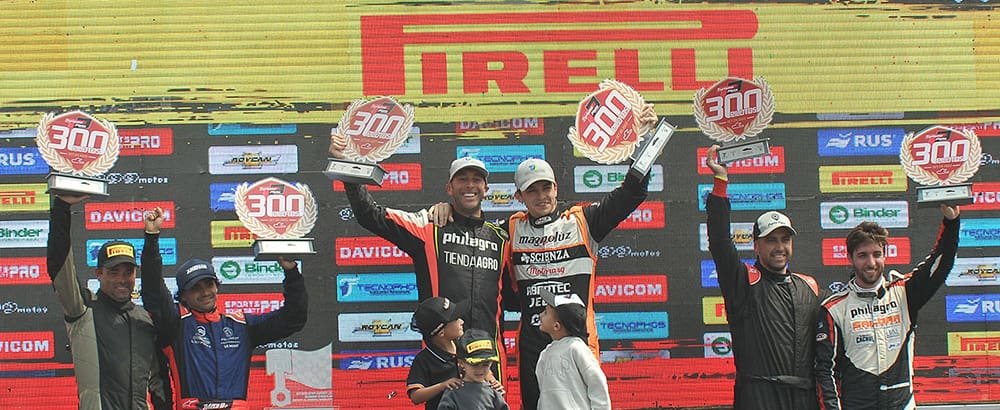 Fiestón en el “Mouras”: show de 300 pilotos del Turismo Pista 2 Podio Clase 1 TP web