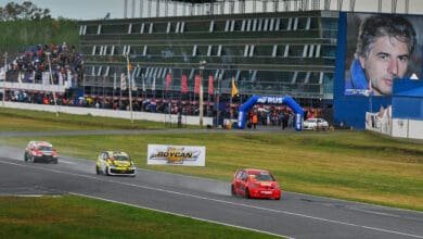 Fiestón en el “Mouras”: show de 300 pilotos del Turismo Pista 18 TP 300 pilotos