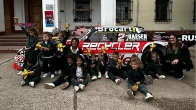 ¡Vamos al cole!: Werner llevó el Ford al jardín de su hijo 15 Werner colegio