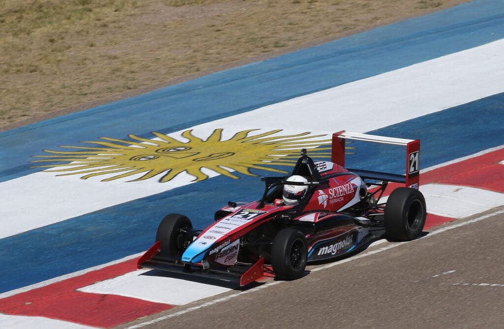 Victoria histórica: Baztarrica venció de punta a punta en Viedma 4 LP1L6199