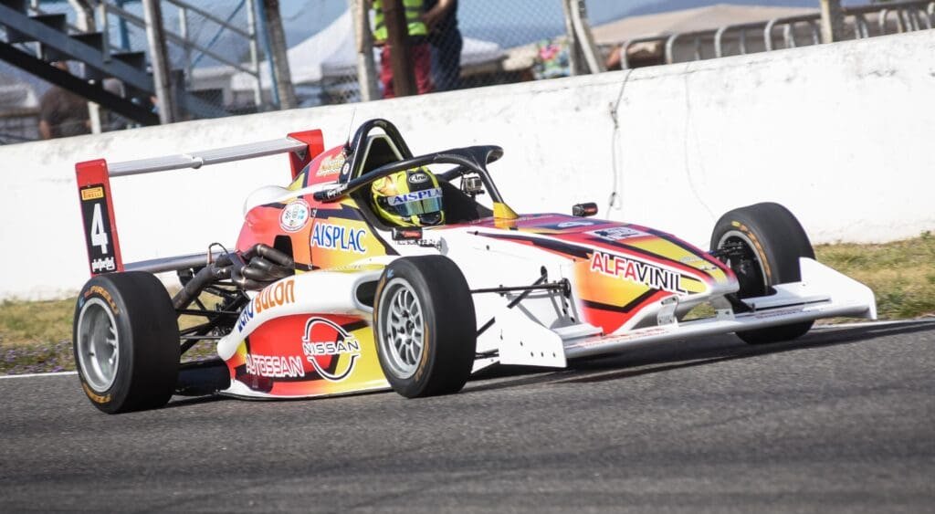 Campeón presente: Nicolás Suárez estará en la grilla 3 Suarez campeon 2