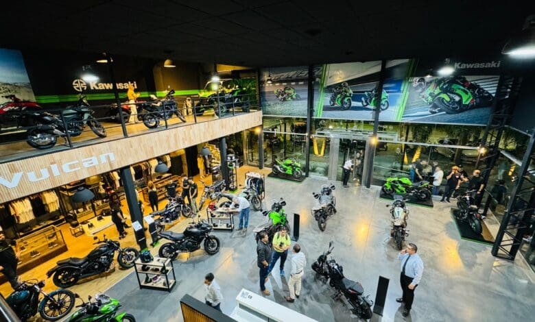 Nuevo concesionario: Kawasaki Argentina inauguró un local en Funes 1 Kawa conce 1