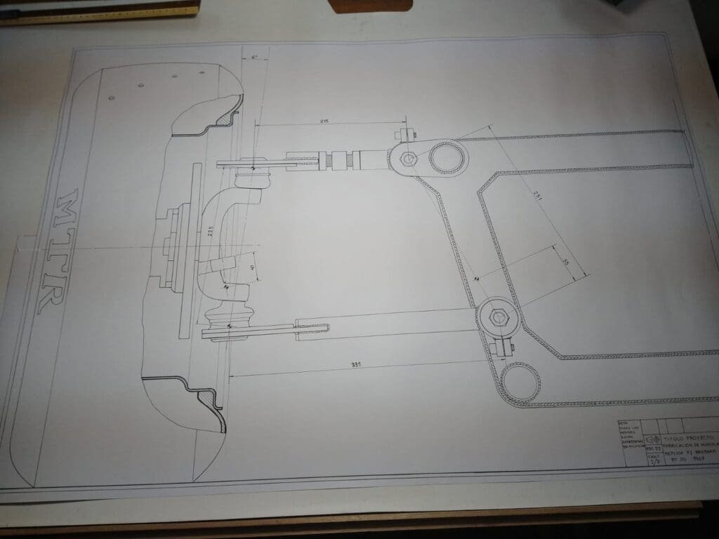 Sueño cumplido: un profesor construyó un F1 con sus alumnos 4 Cavaglia 15