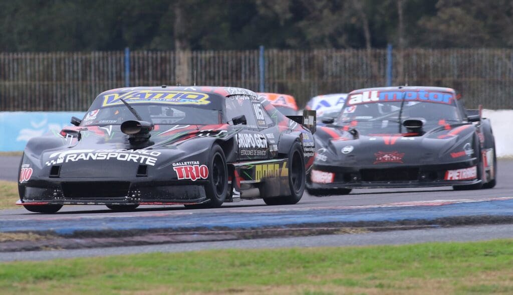 Vibra el “Mouras”: casi 80 vehículos en La Plata 3 TCPM previa F9