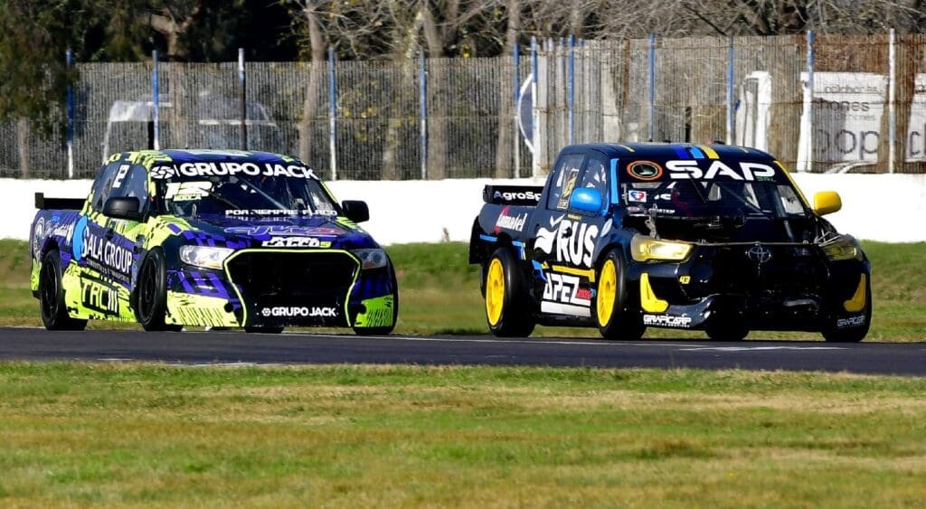 Vibra el “Mouras”: casi 80 vehículos en La Plata 5 TCPPK previa F5