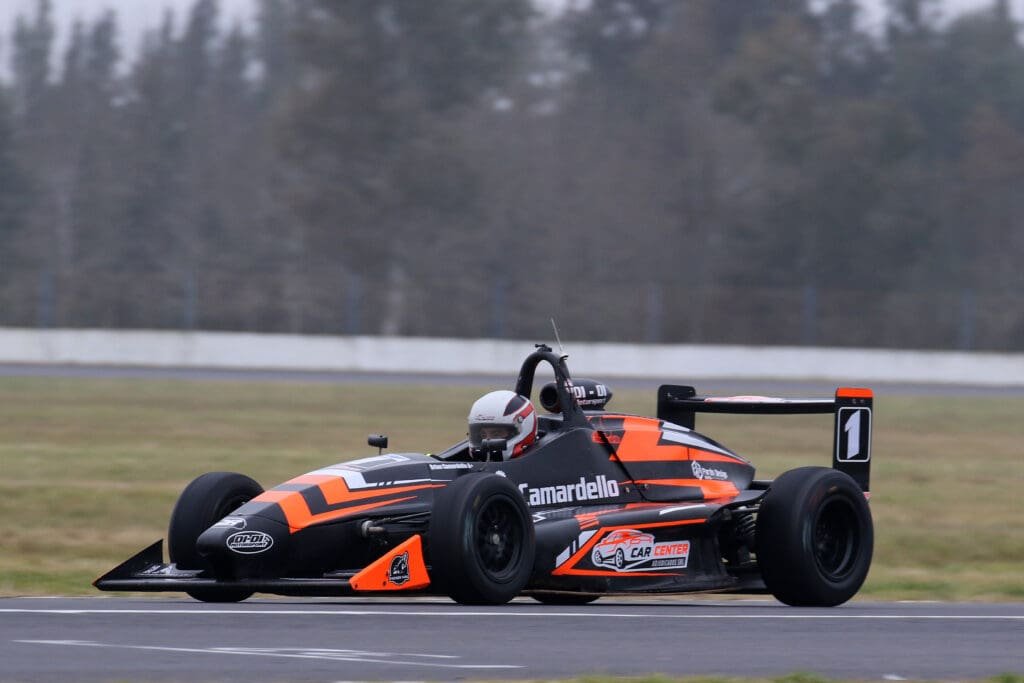 F4 domingo F5 La Plata