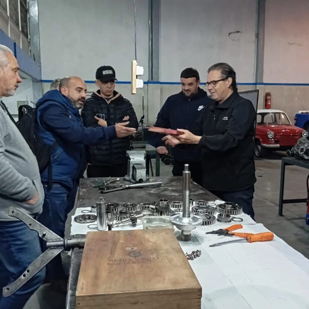 Visita de lujo: una delegación estuvo en el Alifraco Sport 3 F5 Alifraco 2
