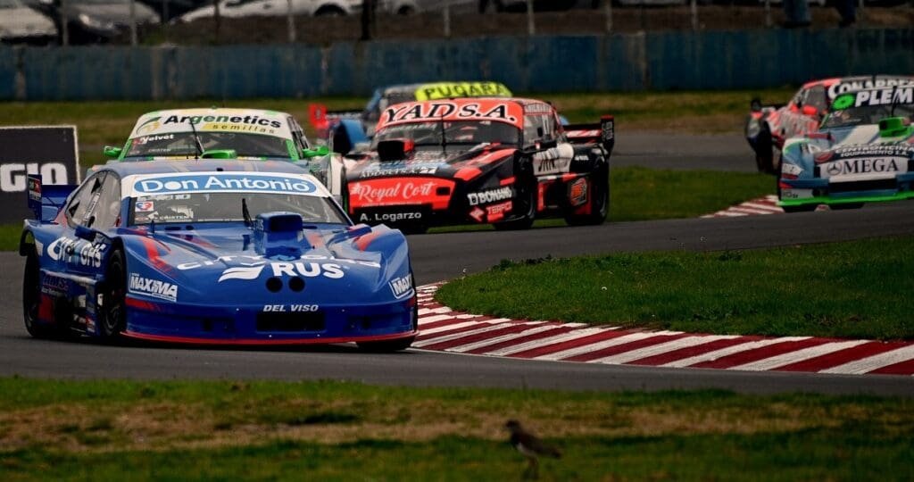 Dos al hilo: Azar volvió a ganar con el Toyota 3 TCP Azar 2