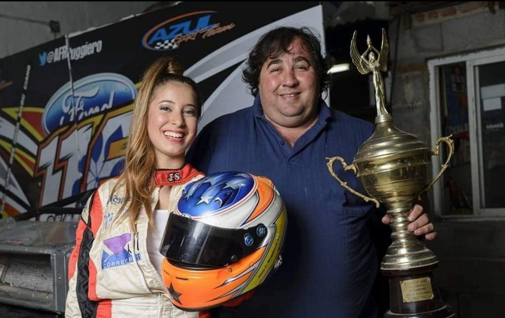 Magda Cos: heredera de la pasión por los fierros y las carreras 3 Cos 2