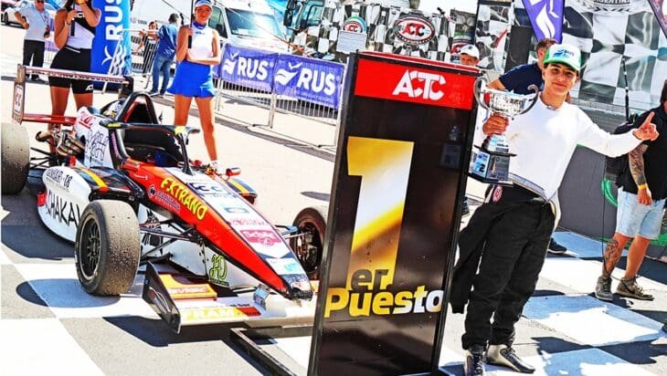 Cambió pole por victoria: Caram se impuso en la Pre-Final de Toay 1 F2 Caram Prefinal Toay