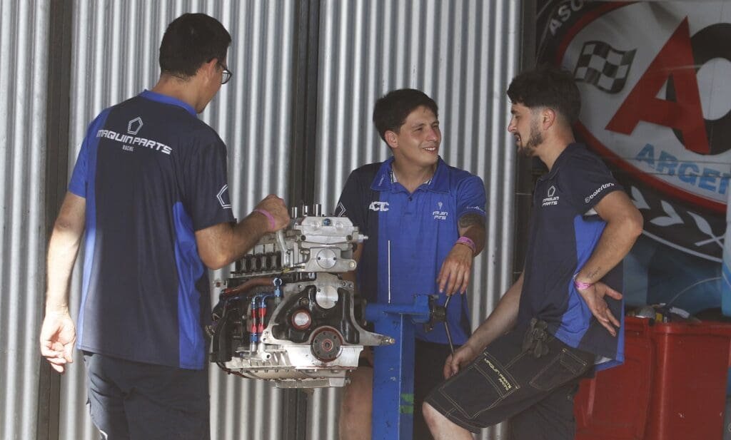 El nuevo multiválvulas: un V6 que llegaría a los 650HP 3 TC motor 1