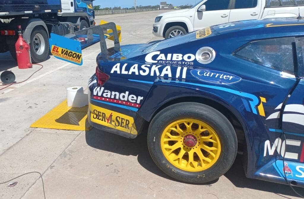 Pruebas aerodinámicas: Werner y Canapino trabajan con la ACTC 7 TC pruebas SN 5