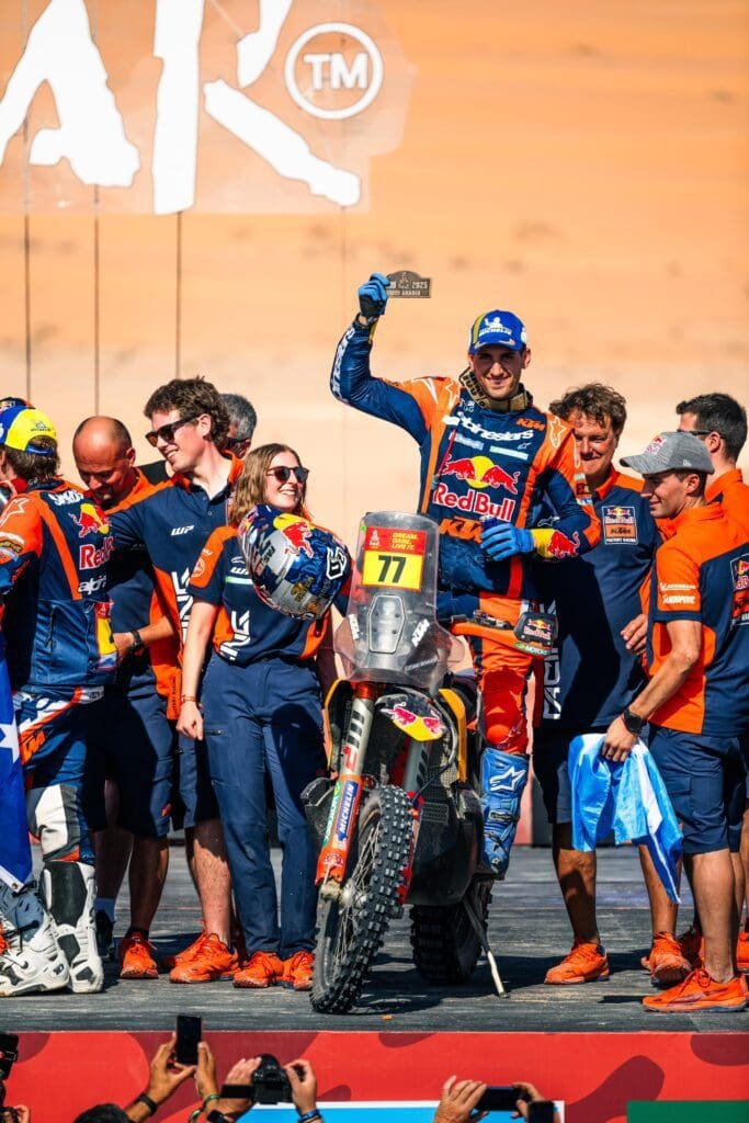 Etapa 12-Final: ¡Cavigliasso campeón y Benavides y Yacopini en el top 10! 3 Dakar E12 Bena