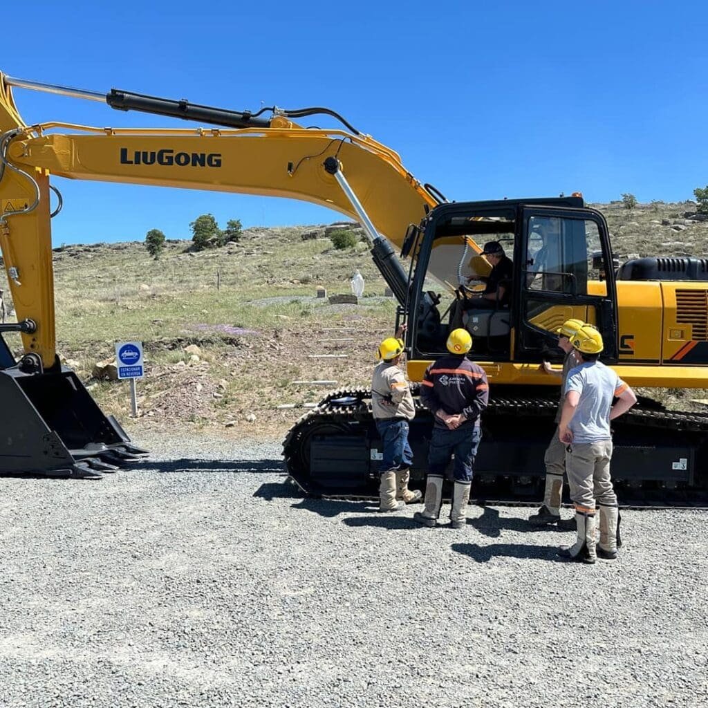 ZMG Argentina: para un mundo exigente, equipos resistentes 4 ZMG 5