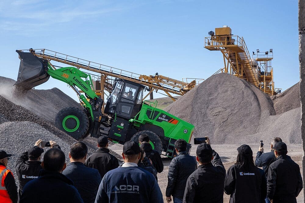 Revolución verde: conocé la pala cargadora eléctrica de LiuGong 3 ZMG Pala 2