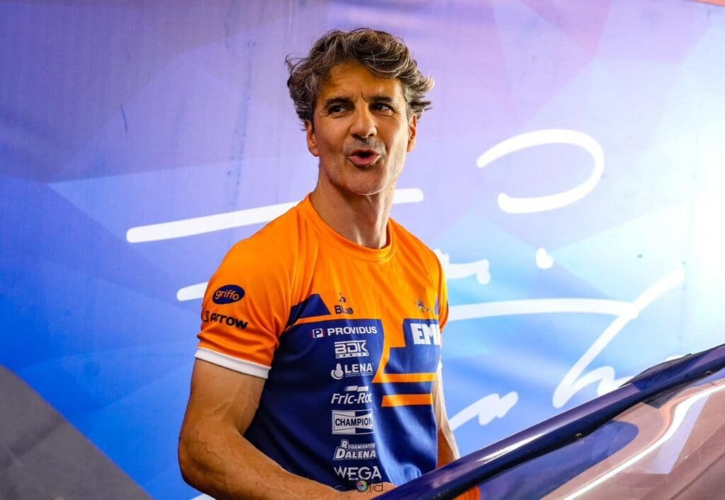 ¡Qué pilcha!: Blua Indumentaria continúa vistiendo al automovilismo 3 WhatsApp Image 2025 02 21 at 19.30.33