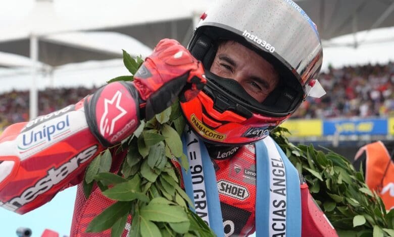 Gran hermano: Marc conquistó el duelo de Márquez en Termas 1 Márquez celebra un nuevo triunfo en Argentina