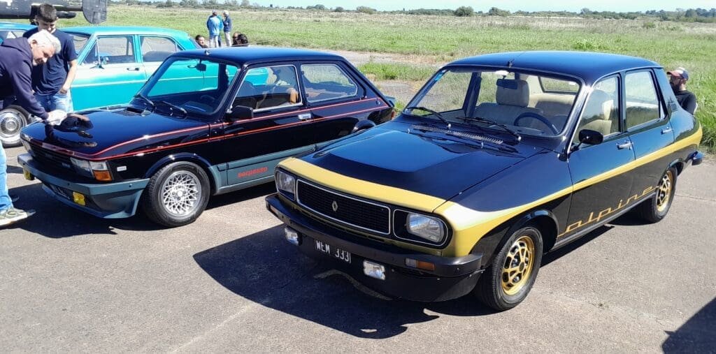 Aviones y fierros: Juntada de clásicos en la Base de Morón 5 4 1