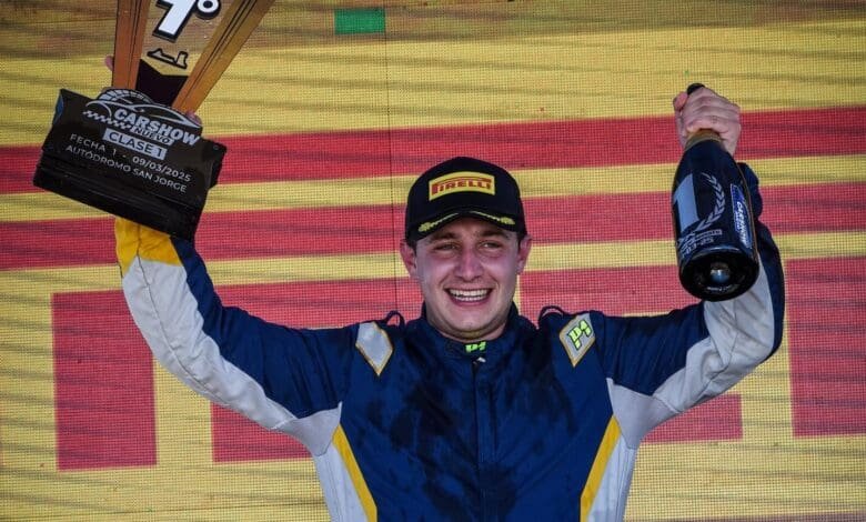 Santi Cistola celebra en el podio