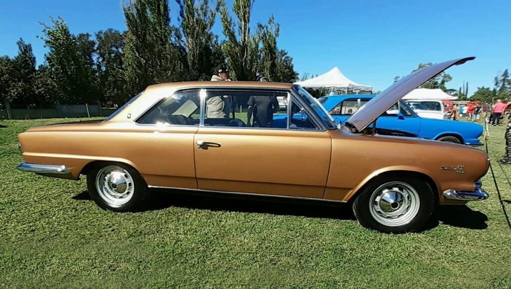 Con el brillo del Rombo: se realizó Expo Auto Argentino 3 EAA 2