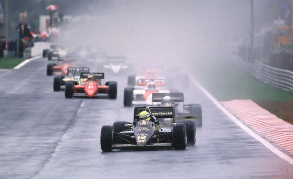 En Spa hizo agua: llueve sobre mojado en la F1 7 Senna Estoril 3