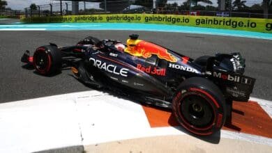 Verstappen logró la tercera pole del año