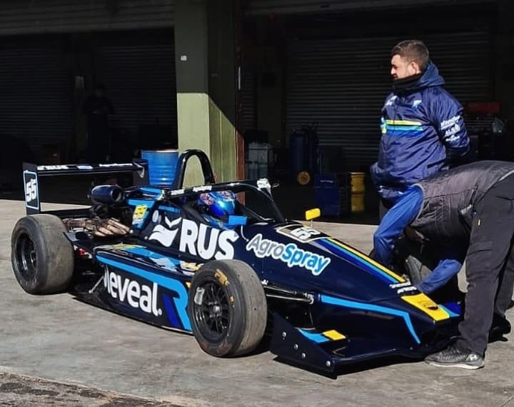Prueba positiva: Canapino giró en el “Mouras” con el Camaro 3 F3 Ramos prueba