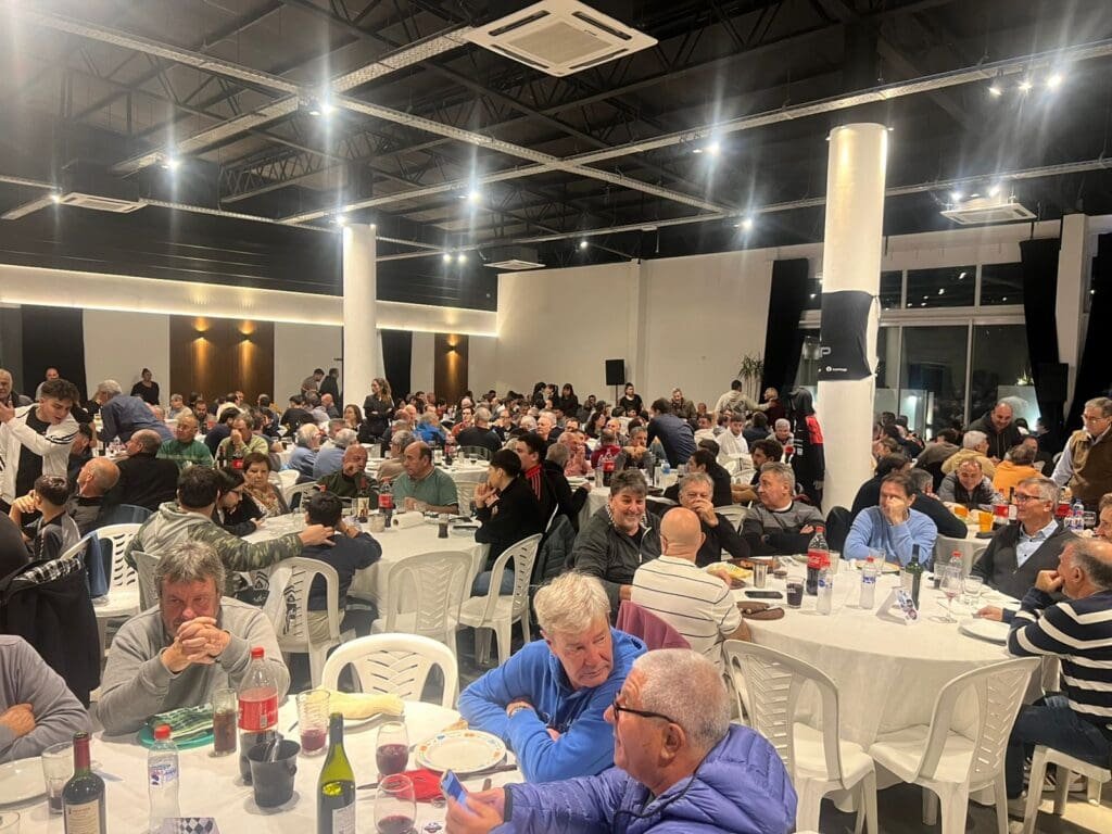 Noche inolvidable: “Nacho” Quintana presentó su Dodge 3 Quintana 2