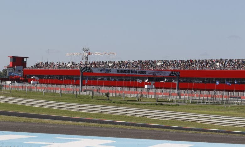 Farina: “El autódromo es fruto del esfuerzo de mucha gente” 1 Impecable como siempre y la terraza de boxes llena en Termas