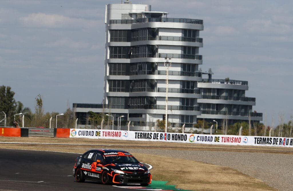 Se escapa: Santero venció en Termas y amplía la diferencia 3 DG7 8217