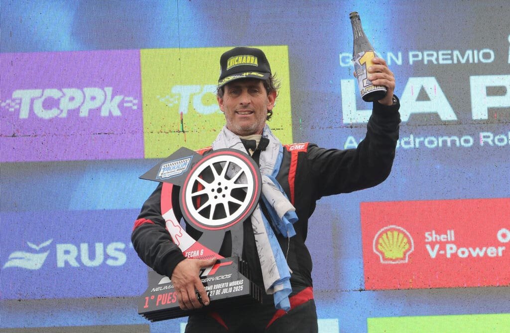 Nuevo ganador: Newing triunfó con el Dodge 3 T4000 Newing final F6 2