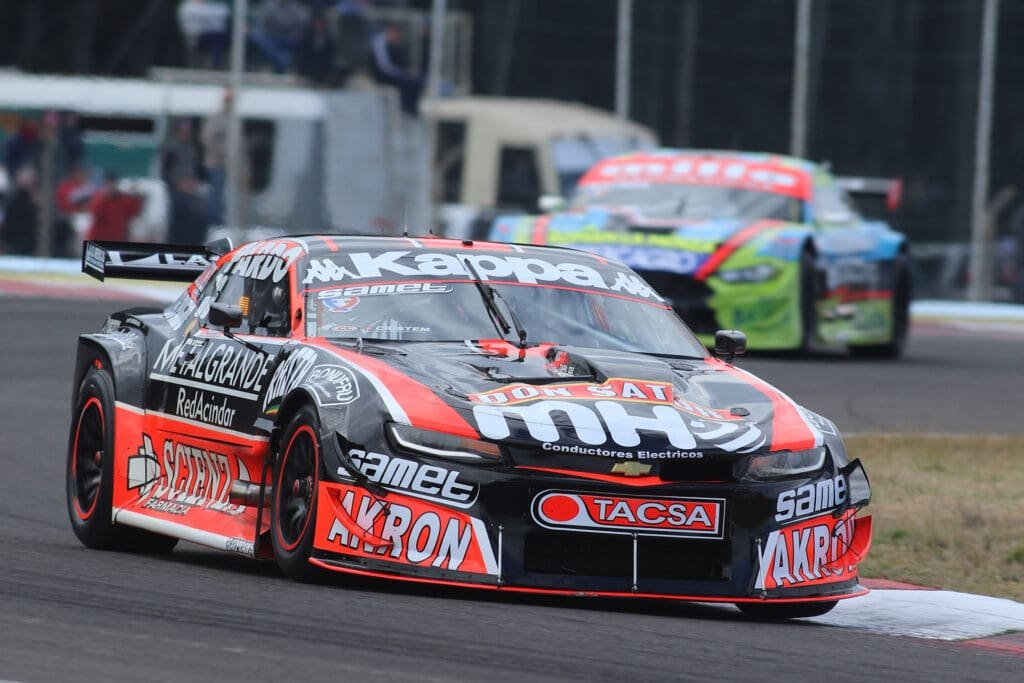 Volvió Santero: el mendocino tomó la punta del campeonato 3 TC Canapino final CDU