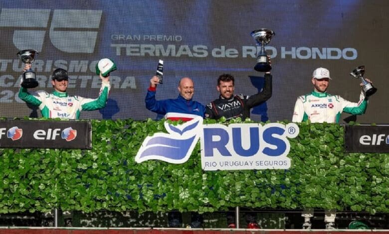 Josito Di Palma celebra en el podio