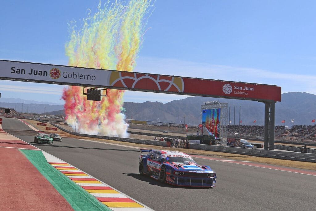 Todo llega: Vázquez tuvo su debut triunfal en el Desafío 3 BH7 9367