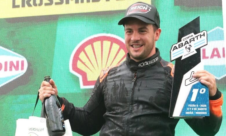 Reich celebra en lo más alto del podio