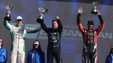 Llaver celebra en lo más alto del podio