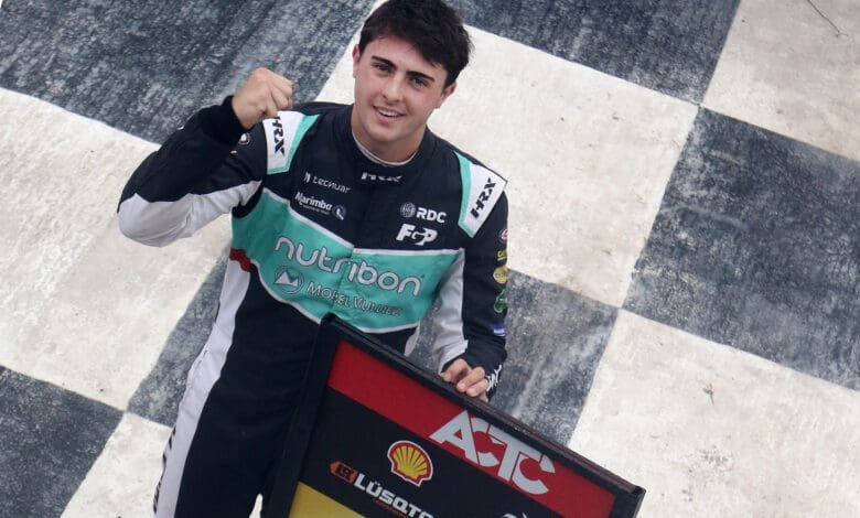 Dianda celebra su primera pole