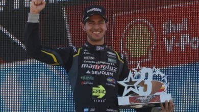 El Mago celebra en el podio de San Juan