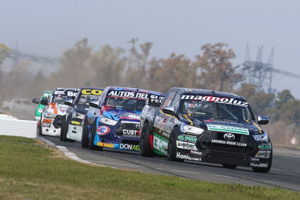 Con la varita: el “Mago” Ebarlín logró su primer triunfo 3 TCPK Ebarlin ganador F6 2
