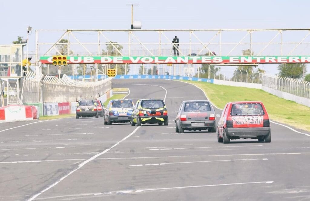 Categorías TZ: se cumplió la 5ª fecha en Paraná 4 TZ 1400