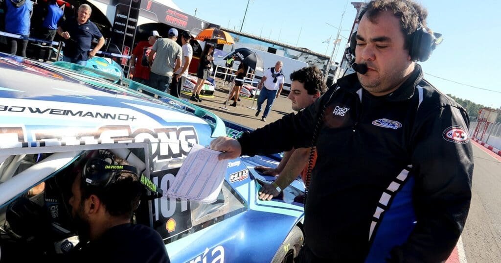 De Azul al éxito: Ramón Rodríguez, con alma de campeón 4 485145084 1175423374504933 8398121165876359071 n