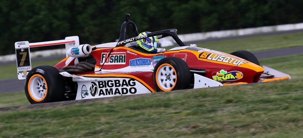 Pole con récord: Falivene dominó la clasificación en La Plata 4 F3 Falivene pole miercoles2
