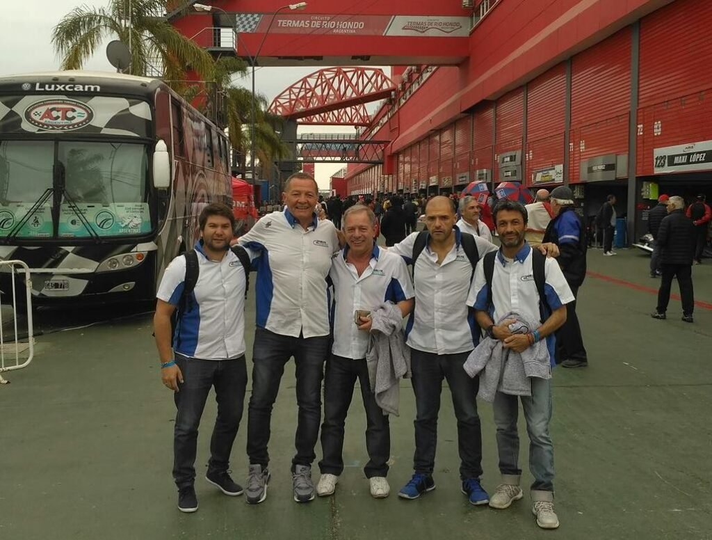 Jorge “Bombero” Pelliccioni: una voz eterna en los boxes 5 Bombero 3