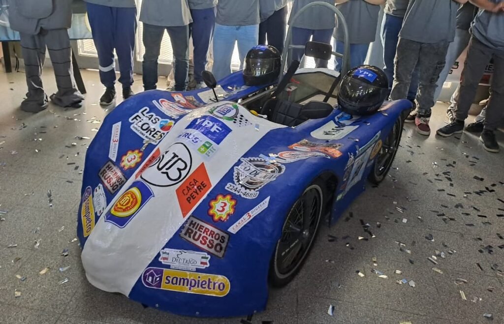 Petroca: el orgullo florense rumbo al Desafío Eco YPF 3 WhatsApp Image 2025 11 05 at 16.26.06