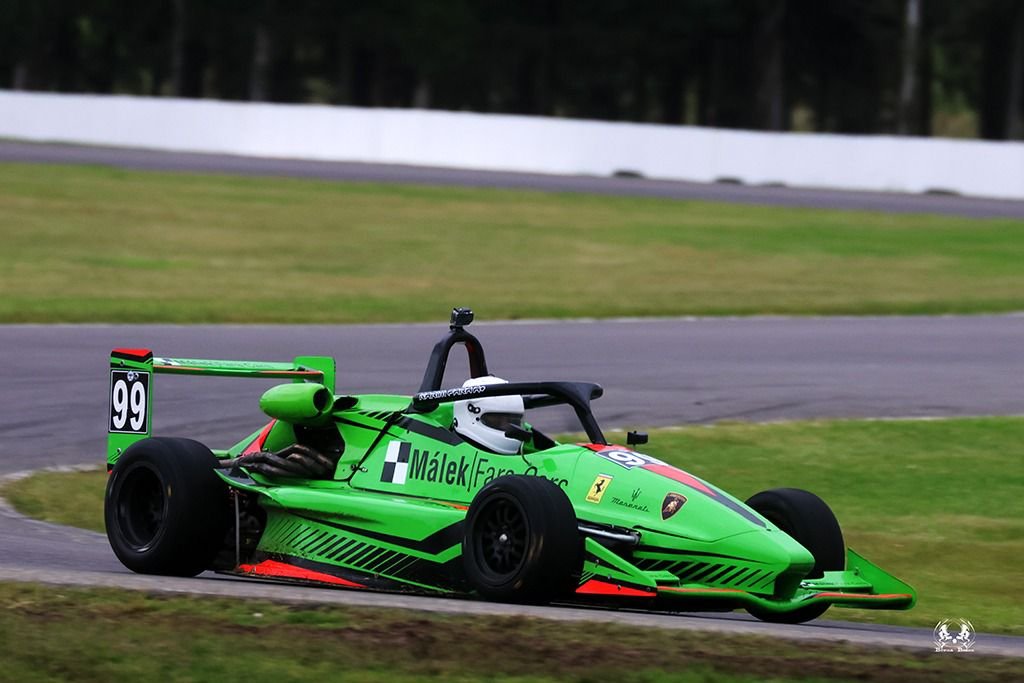 Nace una promesa: la leyenda de los Fara continúa 3 Fara 1