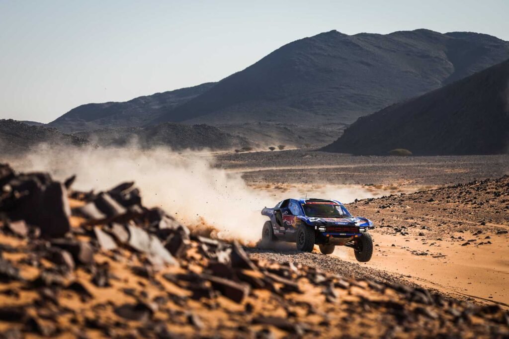 Nani Roma toma el liderazgo del Dakar 2026