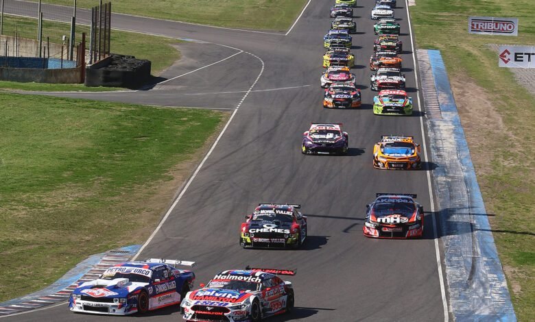 TURISMO CARRETERA: El TC de hoy, van y vienen. "Turismo Carretera". 1 BH7 2237 1