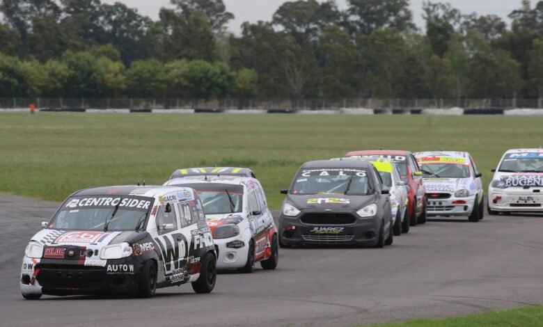 Largada de la Clase 2 del Turismo Pista