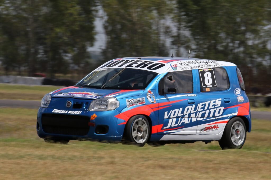 Turismo Pista: Clapier, Paulides y Yerobi ganaron las series 2 LP1L0819