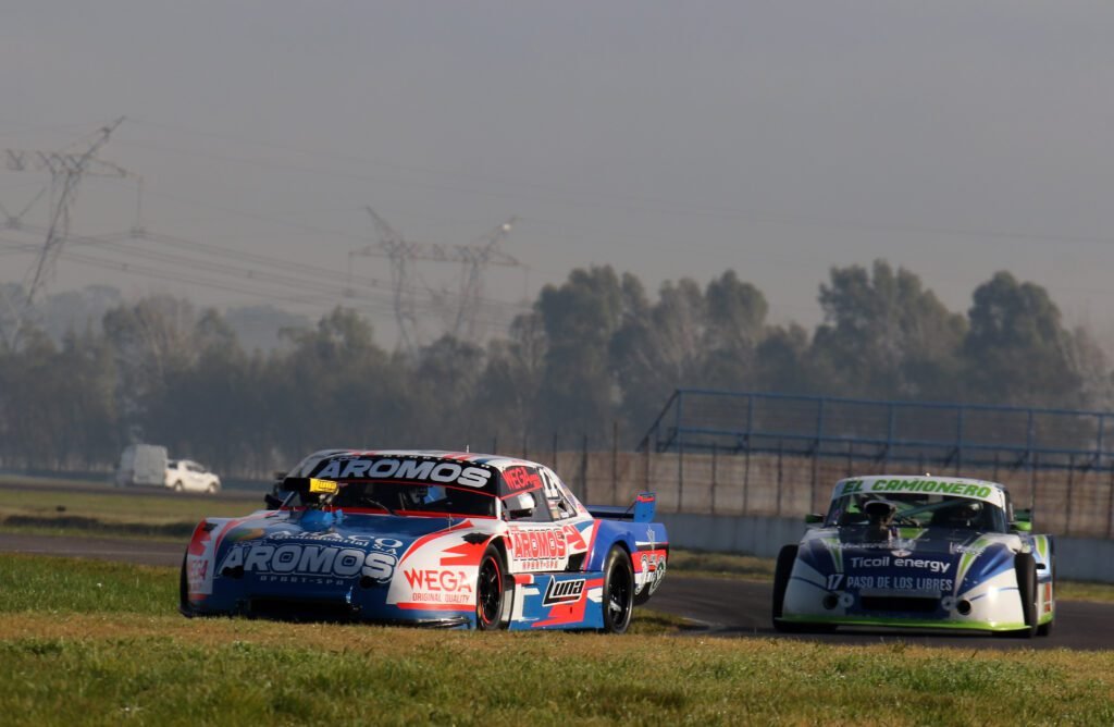 Turismo 4000 Argentino: el sueño de José Luis “Chocolate” López 4 El Turismo 4000 Argentino